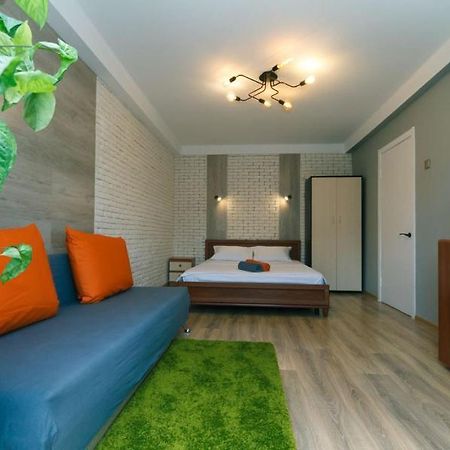 Apartment Near Dream Town Kiev Dış mekan fotoğraf